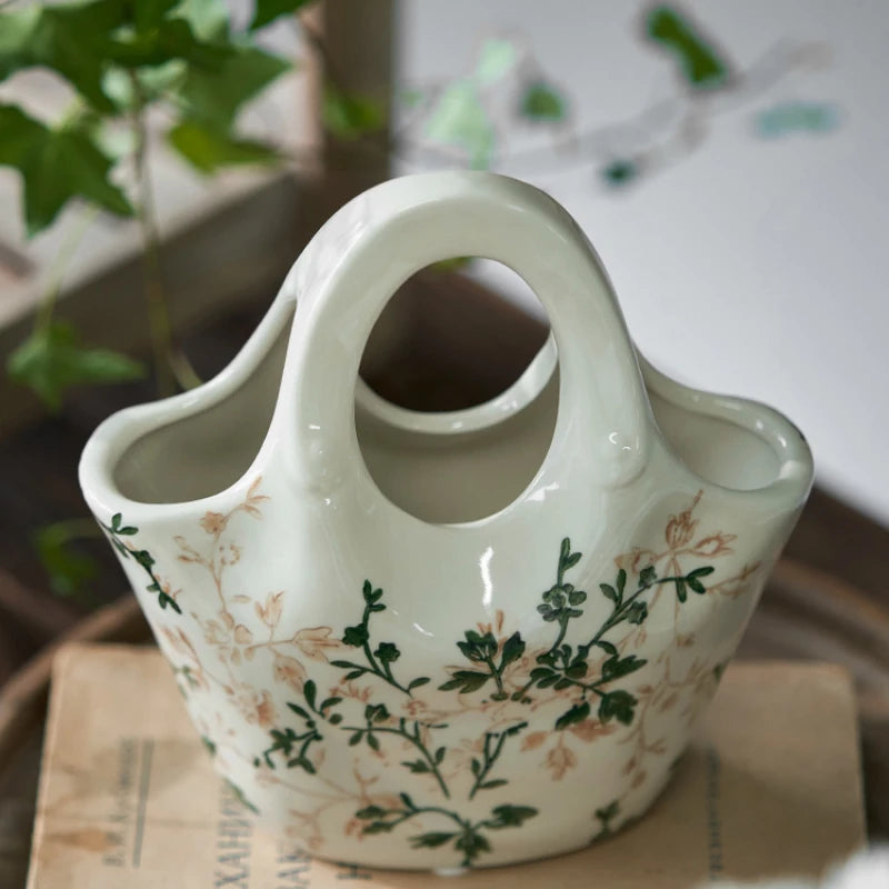 Keramikvase im französischen Retro-Stil